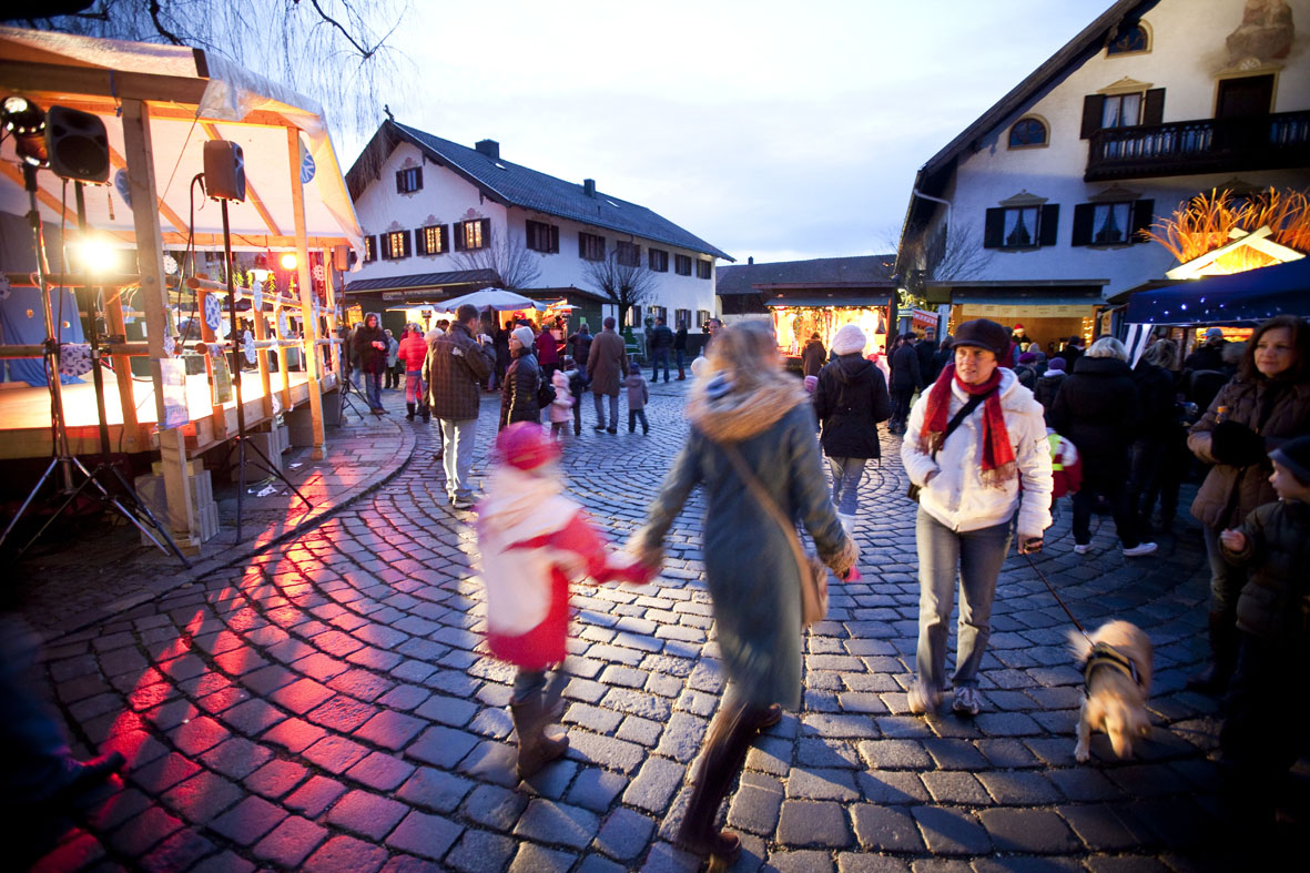 Christkindlmarkt am Kirchplatz, Oberhaching